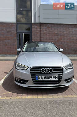 Хетчбек Audi A3 2015 в 