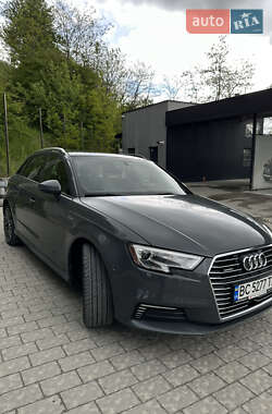 Хетчбек Audi A3 2017 в 