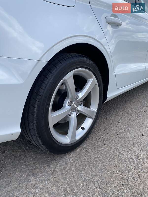 Седан Audi A3 2014 в Белой Церкви