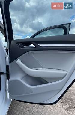 Седан Audi A3 2014 в 