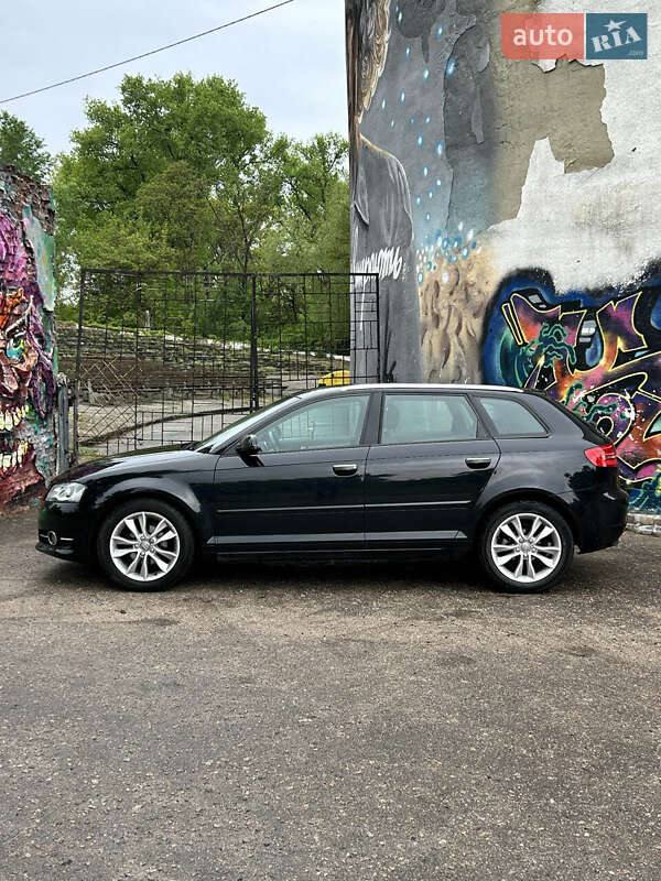 Хэтчбек Audi A3 2012 в Сумах