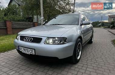 Хэтчбек Audi A3 1998 в 
