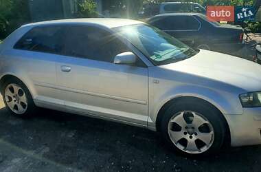 Хэтчбек Audi A3 2004 в Киеве