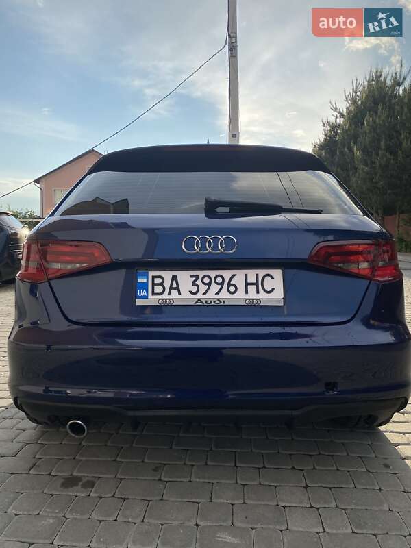 Хэтчбек Audi A3 2016 в Львове