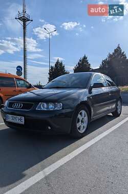 Хэтчбек Audi A3 2002 в 