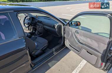 Хэтчбек Audi A3 2002 в 