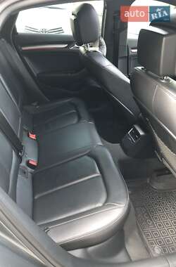 Седан Audi A3 2017 в 