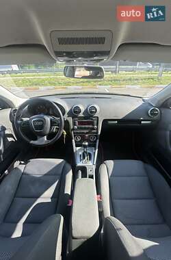 Хетчбек Audi A3 2012 в 