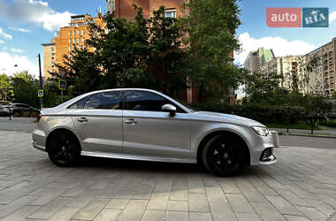 Седан Audi A3 2017 в 