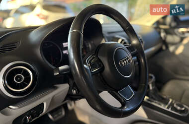 Седан Audi A3 2014 в 