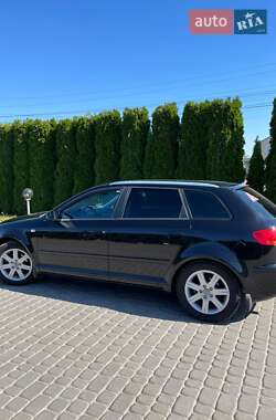 Хэтчбек Audi A3 2005 в 