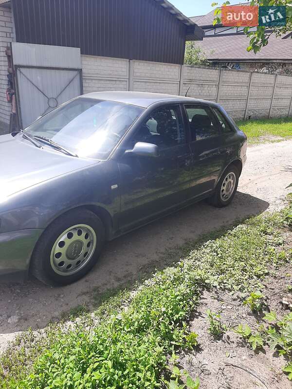 Хэтчбек Audi A3 2003 в Харькове