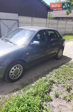 Хэтчбек Audi A3 2003 в 