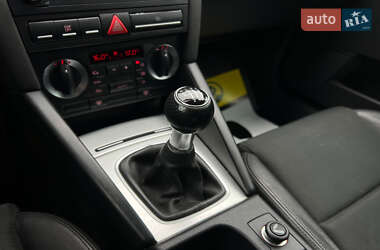 Хэтчбек Audi A3 2007 в 