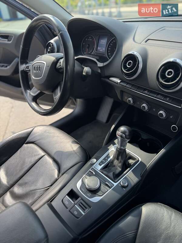 Хэтчбек Audi A3 2015 в Черновцах фото 6 Хэтчбек Audi A3 2015 в Черновцах