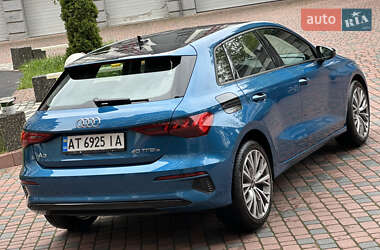 Хэтчбек Audi A3 2021 в 