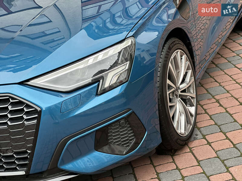 Хэтчбек Audi A3 2021 в Ивано-Франковске