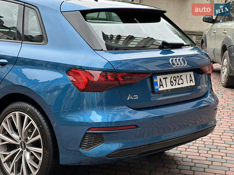 Хэтчбек Audi A3 2021 в Ивано-Франковске