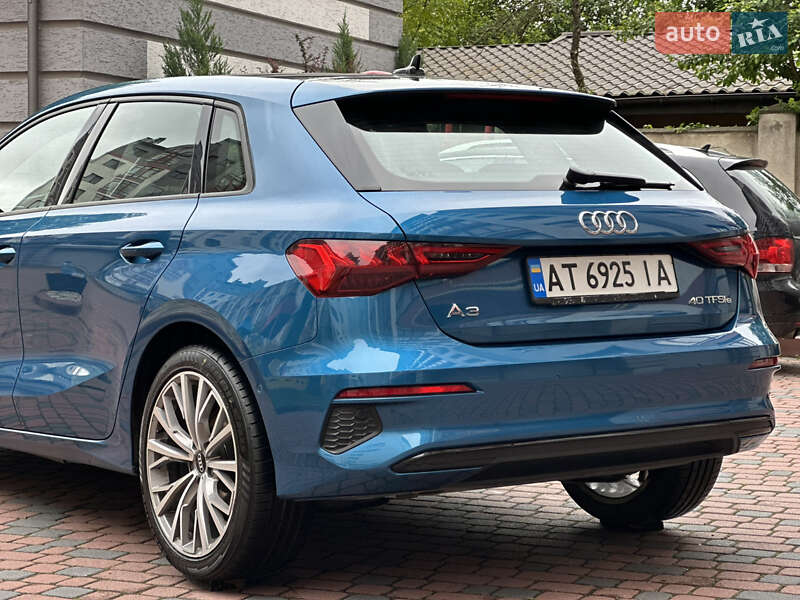 Хэтчбек Audi A3 2021 в Ивано-Франковске