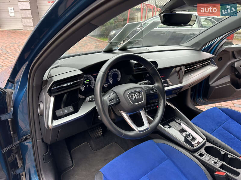 Хэтчбек Audi A3 2021 в Ивано-Франковске