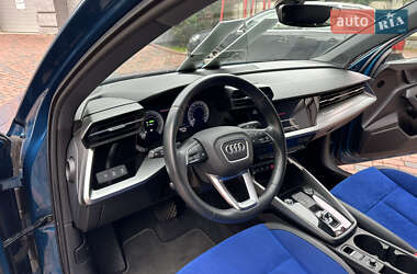 Хэтчбек Audi A3 2021 в 