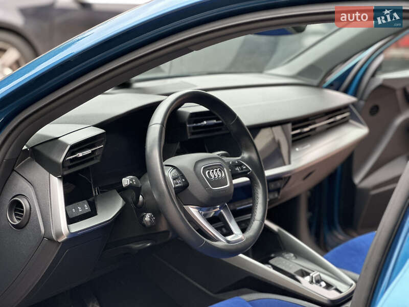 Хэтчбек Audi A3 2021 в Ивано-Франковске