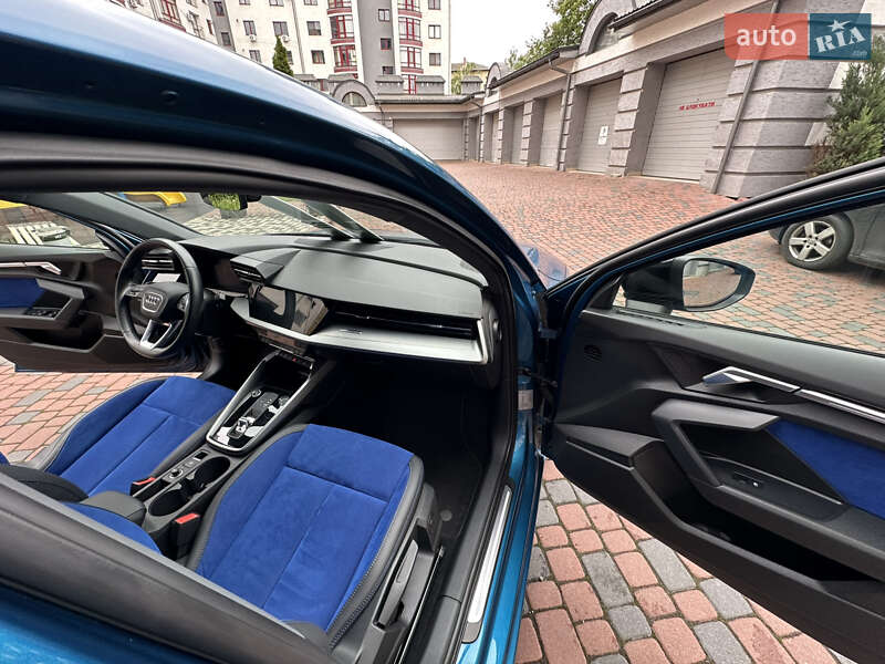 Хэтчбек Audi A3 2021 в Ивано-Франковске