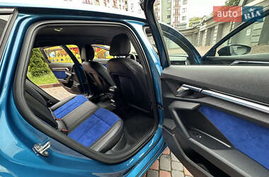 Хэтчбек Audi A3 2021 в 
