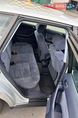 Хэтчбек Audi A3 2001 в 