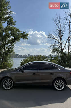 Седан Audi A3 2014 в 