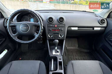 Хэтчбек Audi A3 2005 в 