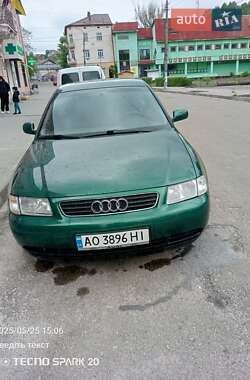 Хетчбек Audi A3 1999 в 