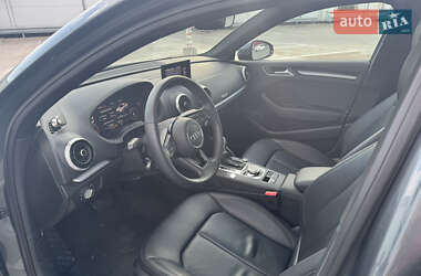 Седан Audi A3 2018 в 