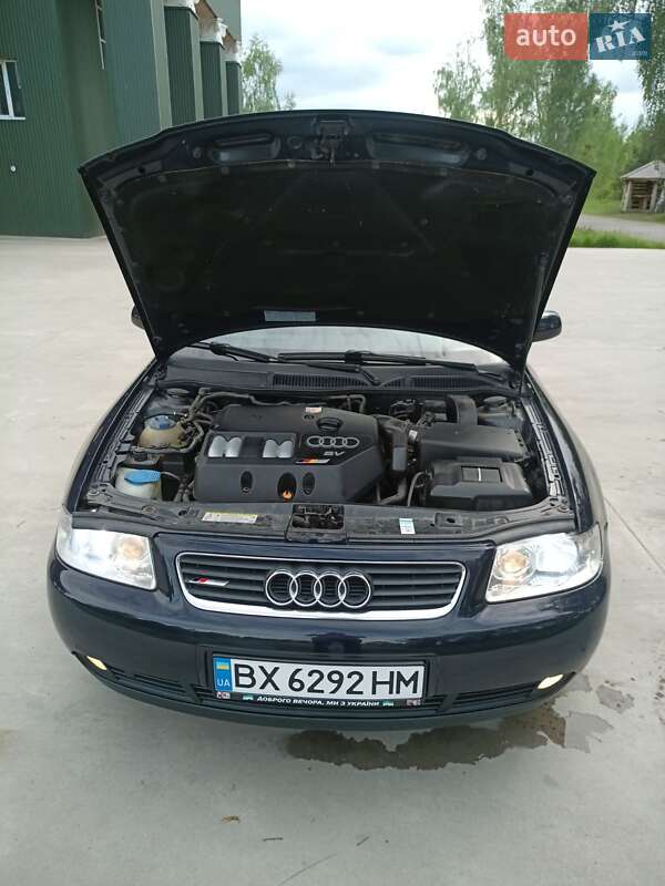 Хэтчбек Audi A3 2001 в Славуте