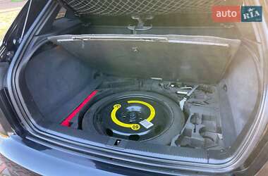 Хэтчбек Audi A3 2011 в 