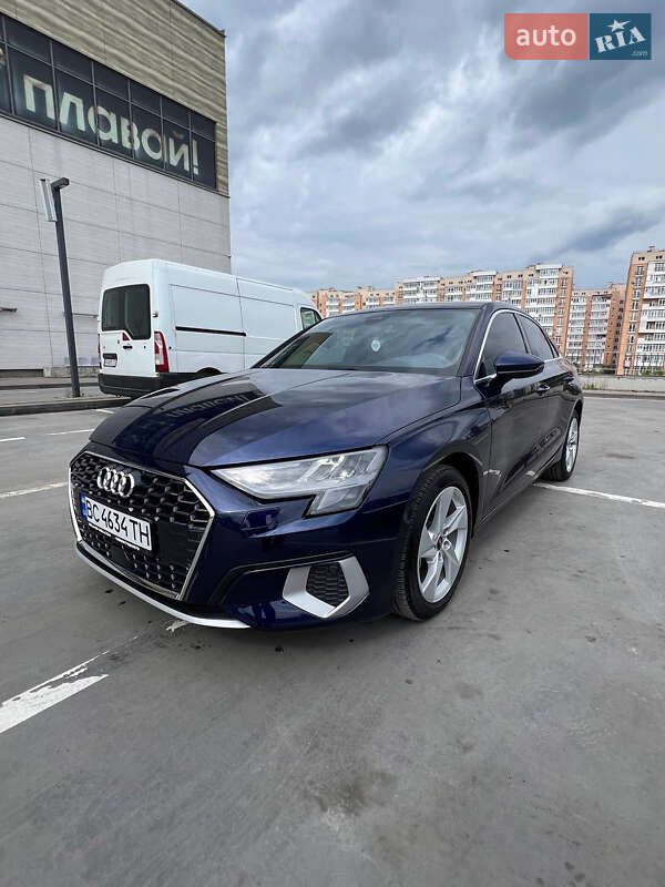 Седан Audi A3 2022 в Львове
