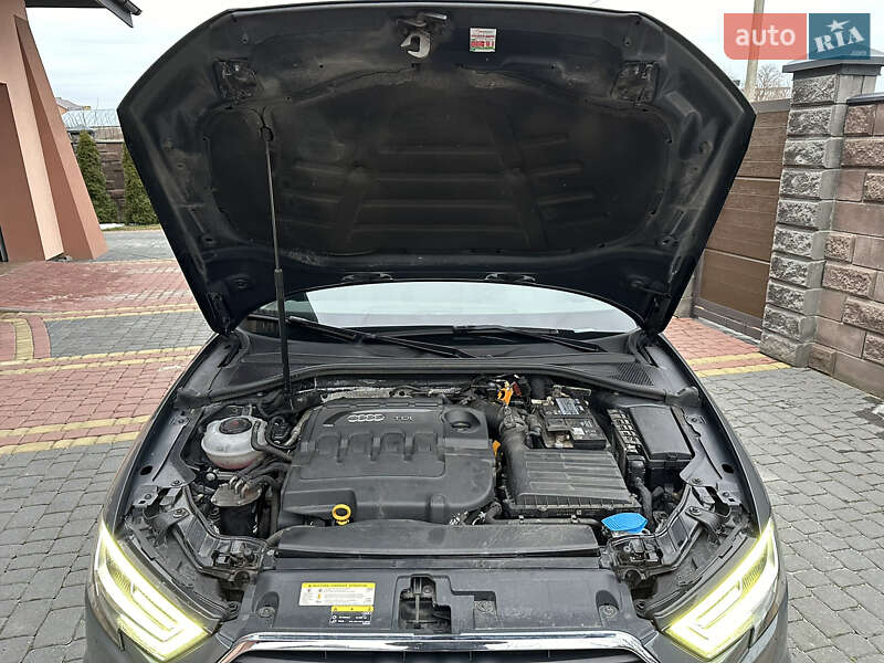 Хэтчбек Audi A3 2019 в Львове