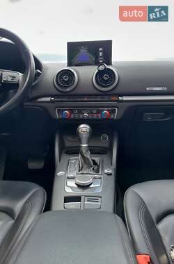 Седан Audi A3 2017 в 