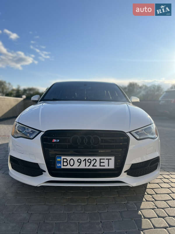 Седан Audi A3 2015 в Тернополі