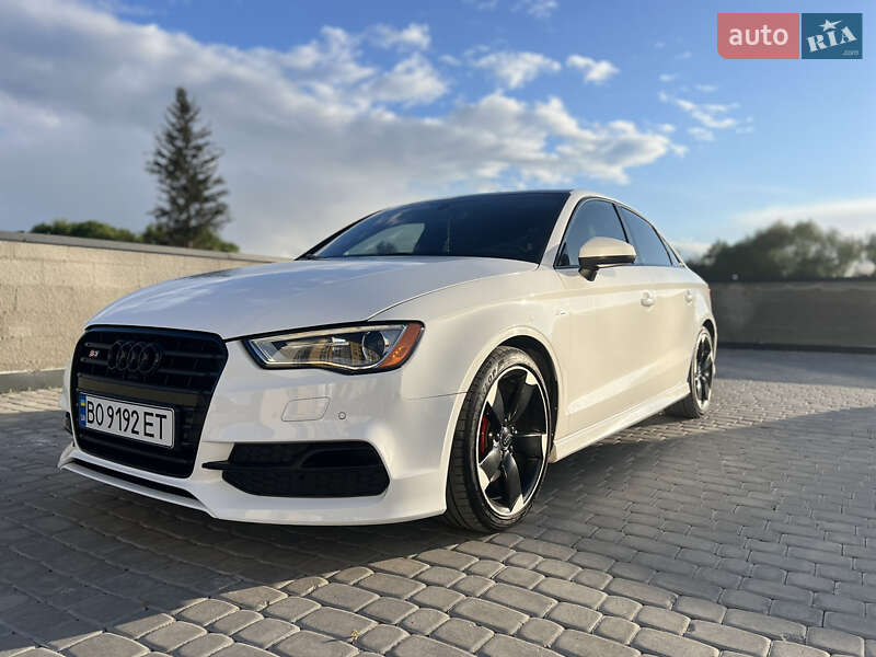 Седан Audi A3 2015 в Тернополі