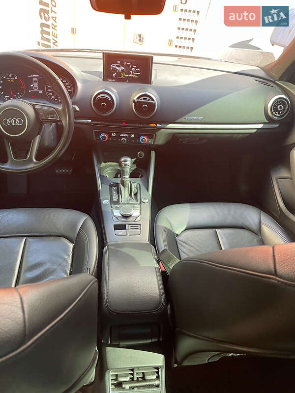 Седан Audi A3 2018 в Одесі