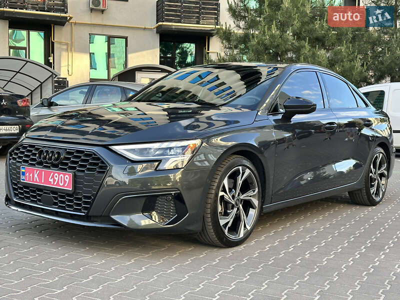 Седан Audi A3 2023 в 