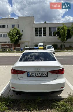 Седан Audi A3 2015 в 
