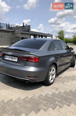 Седан Audi A3 2016 в 