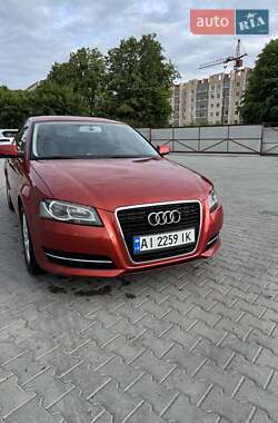 Хэтчбек Audi A3 2012 в 