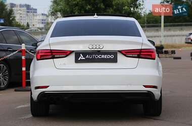 Седан Audi A3 2018 в 