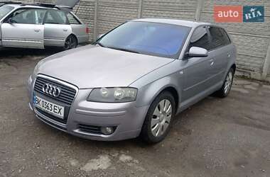 Хэтчбек Audi A3 2005 в 