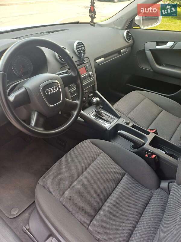 Хэтчбек Audi A3 2013 в Киеве