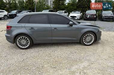 Хэтчбек Audi A3 2014 в 