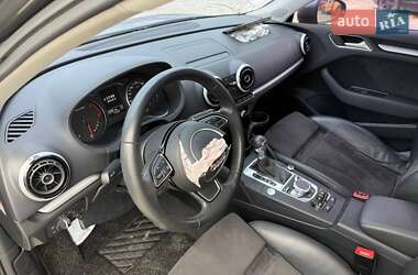 Хэтчбек Audi A3 2014 в 